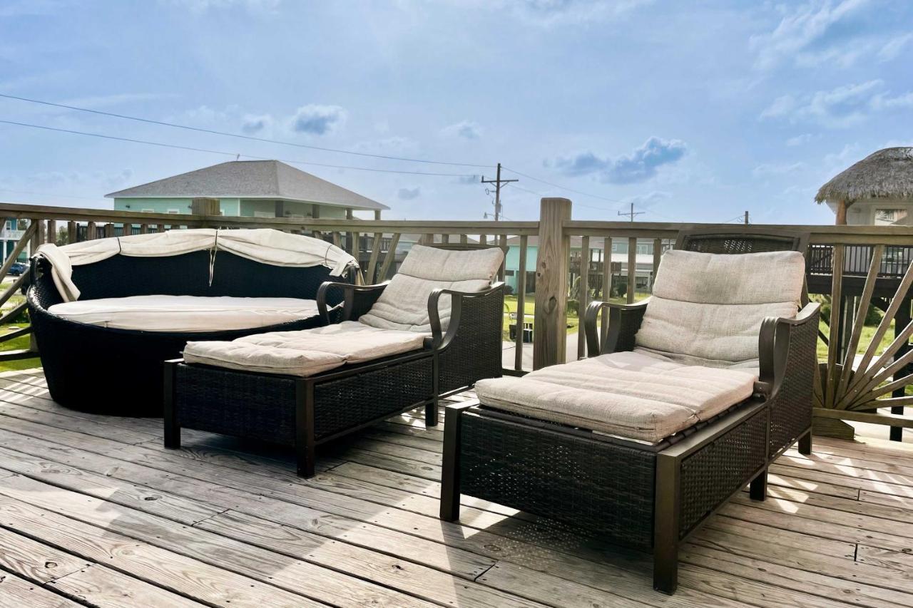 Chic Crystal Beach Escape With Deck - Walk To Beach! Bolivar Peninsula Ngoại thất bức ảnh